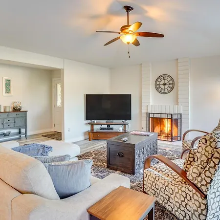 5 Mi To San Clemente Pier Home With Balcony And Grill